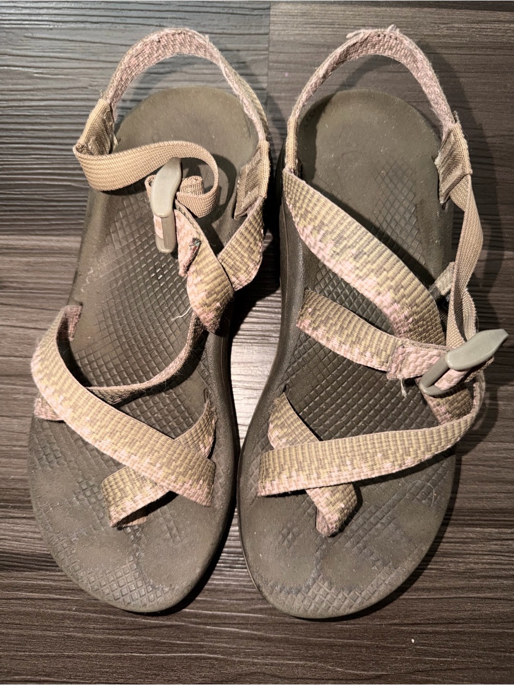 Women’s Chaco Z/Cloud 2 athletic hiking water sandals size 9